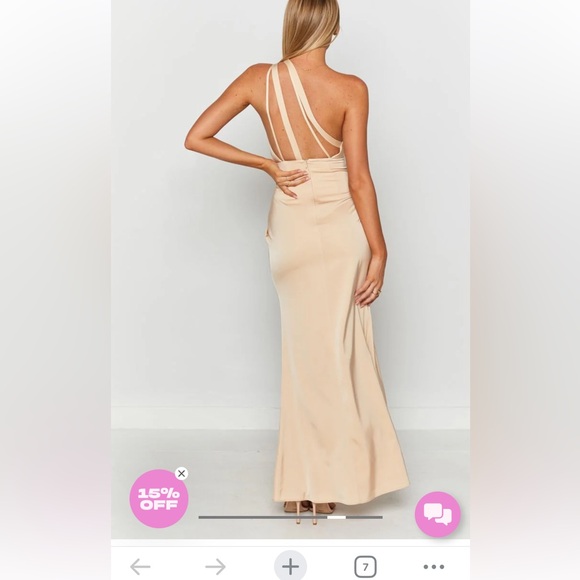 Beginning boutique romance dress - Picture 6 of 8